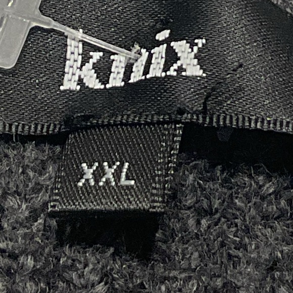 ***Knix Charcoal V-Neck Ribbed Sweater Vest - Picture 2 of 9